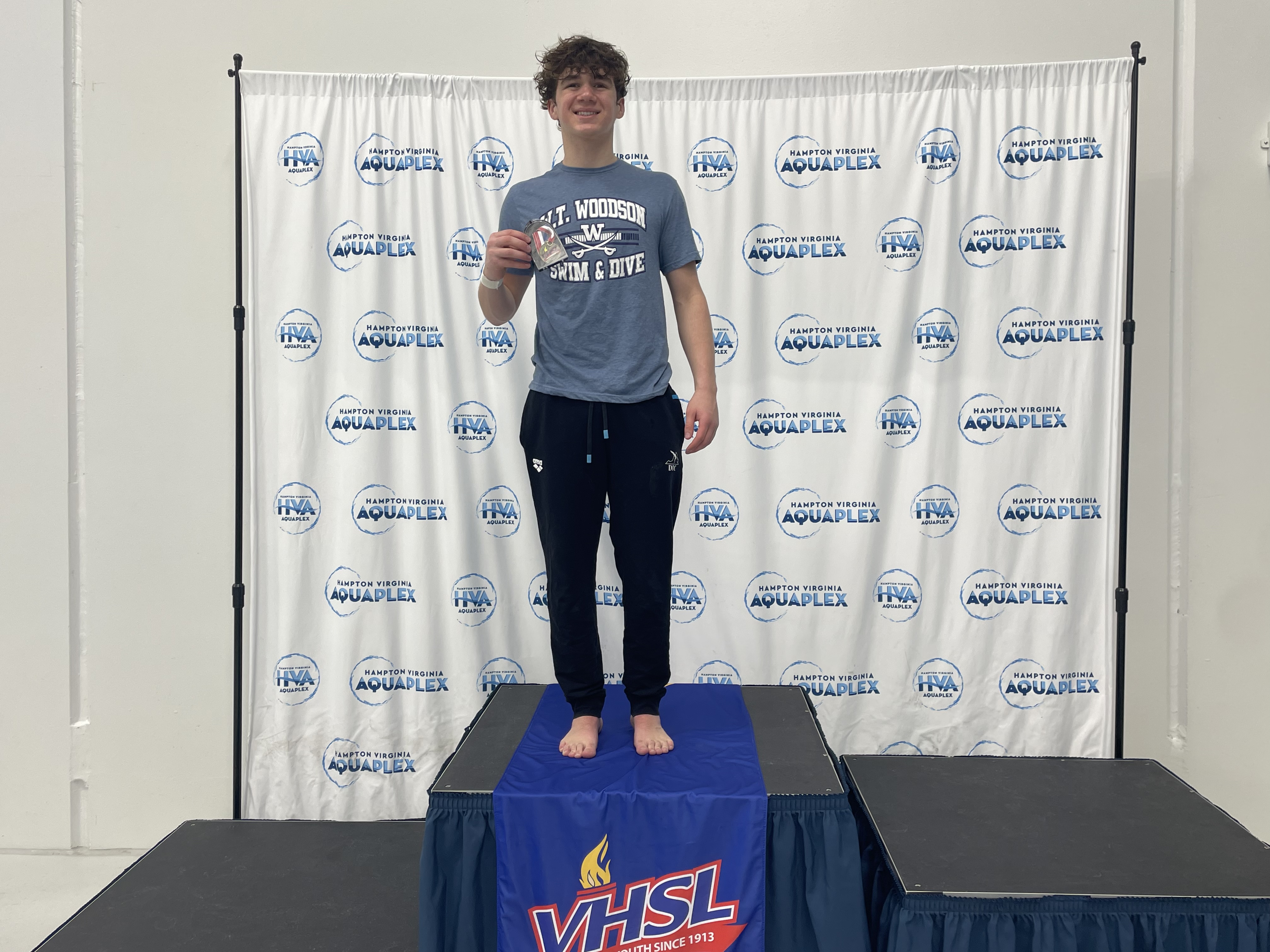 Nathaniel Grannis wins 1st place at VHSL State Dive